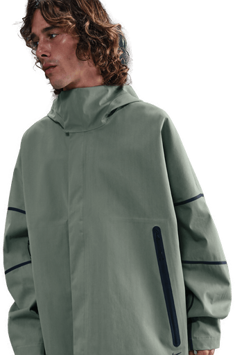 Nike Tech Storm-FIT ADV Shell