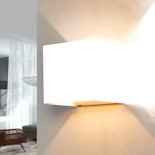 Helestra Siri vegglampe matt hvit