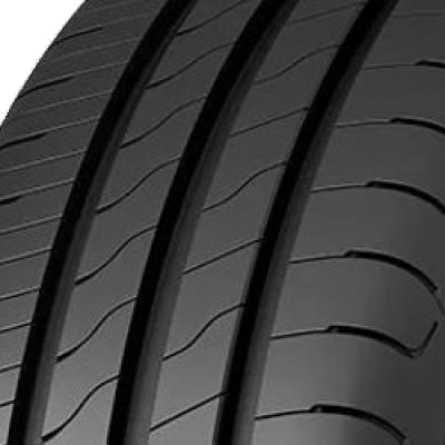 Goodyear EfficientGrip Performance 2 215/60 R17