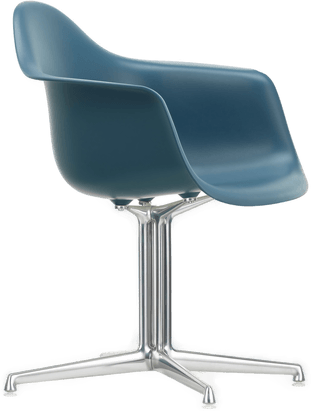 Vitra Eames Plastic Armchair 83 Sea Blue
