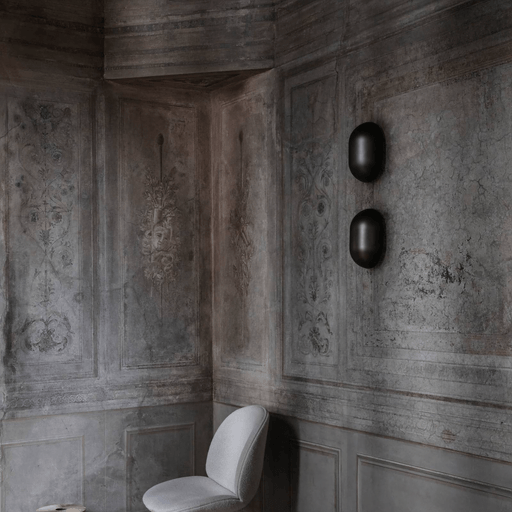 Gubi Howard vegglampe gunmetall