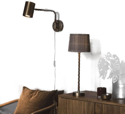 PR Home vegglampe Nora, antikk messing