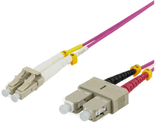 Deltaco OM4 Fiberkabel, LC-SC Duplex, 1m, rosa