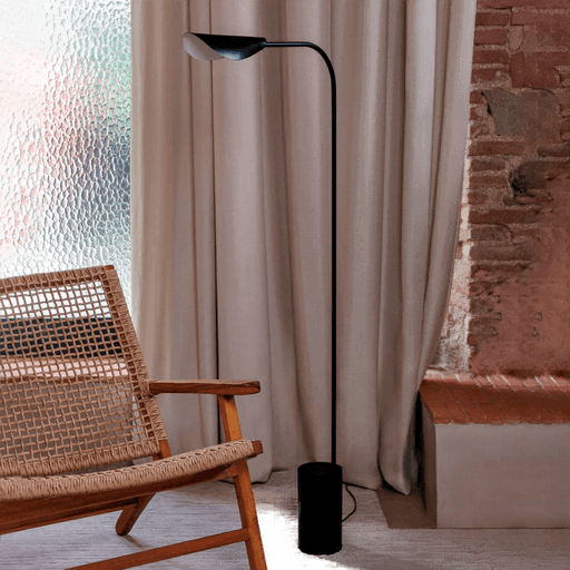 Faro Barcelona Liggera gulvlampe, svart