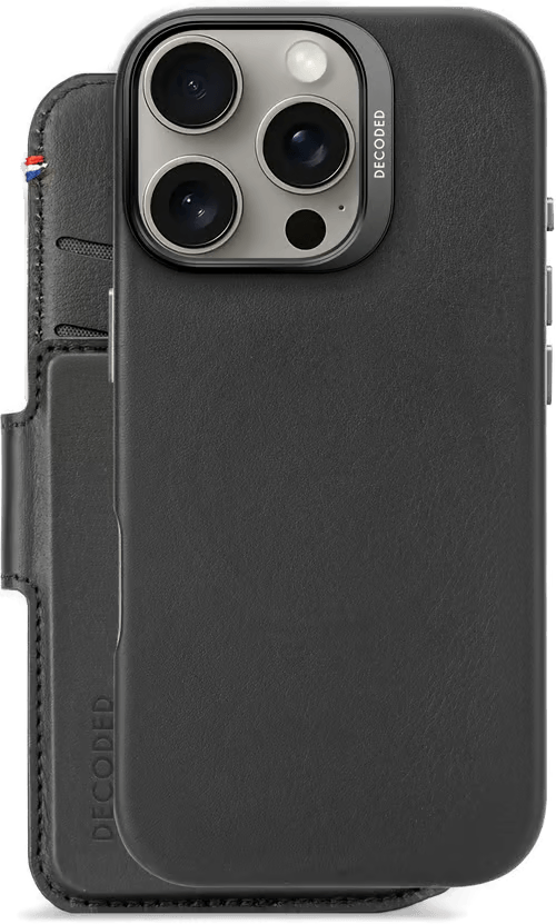 Decoded Leather Detachable Wallet iPhone 16 Pro Svart