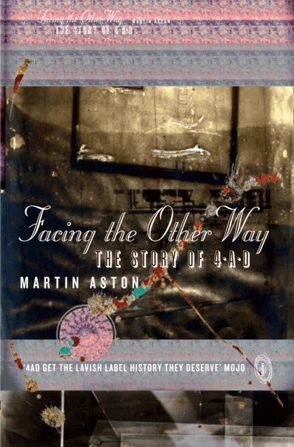 Facing the Other Way av Martin Aston