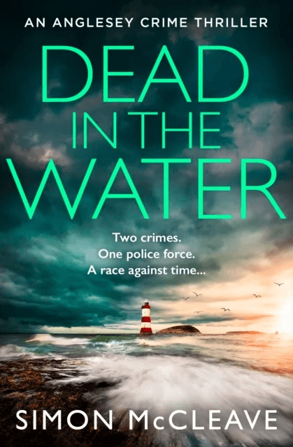Dead in the Water av Simon McCleave