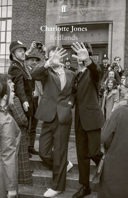 Redlands av Charlotte Jones