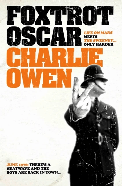 Foxtrot Oscar av Charlie Owen