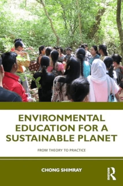 Understanding Environmental Education av Chong (National Council of Educational Research and Training India.) Shimray