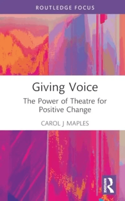 Giving Voice av Carol J Maples