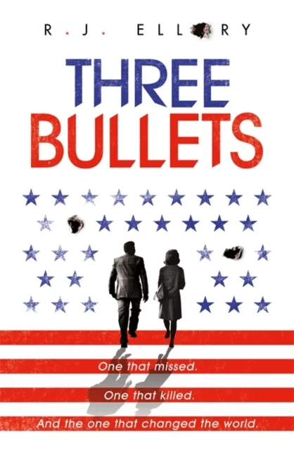 Three Bullets av R.J. Ellory