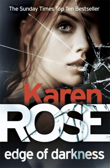 Edge of Darkness (The Cincinnati Series Book 4) av Karen Rose