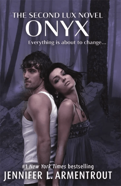 Onyx (Lux - Book Two) av Jennifer L. Armentrout
