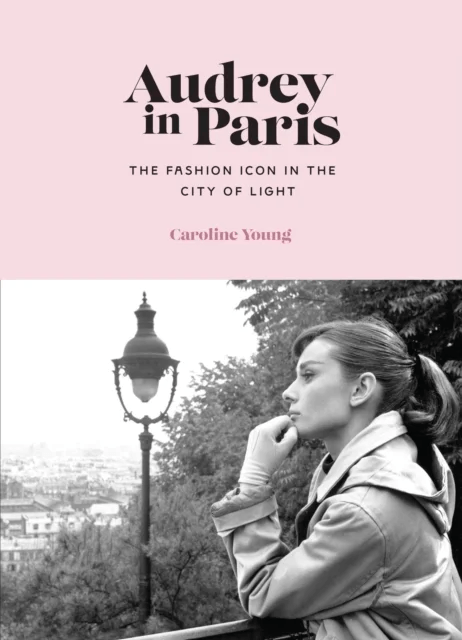 Audrey in Paris av Caroline Young