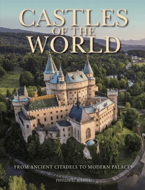 Castles of the World av Dr Phyllis G (Chair of the Department of History College of Charleston South Carolina) Jestice