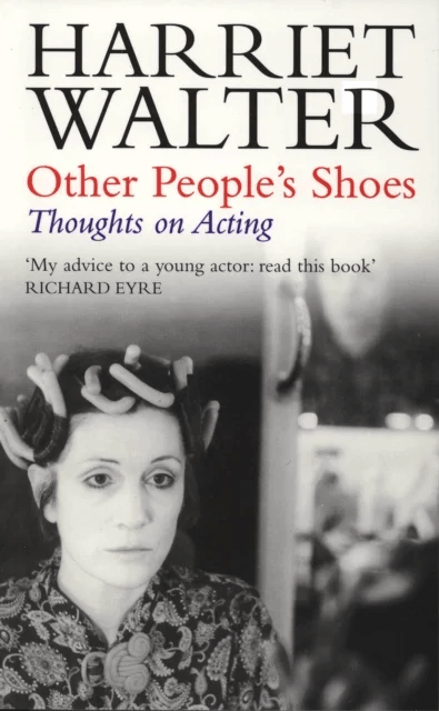 Other People's Shoes av Harriet Walter