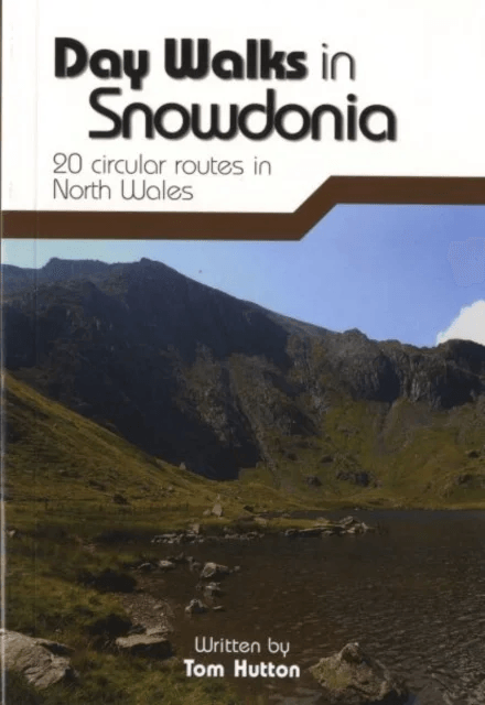 Day Walks in Snowdonia av Tom Hutton