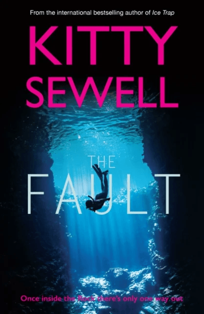 The Fault av Kitty Sewell