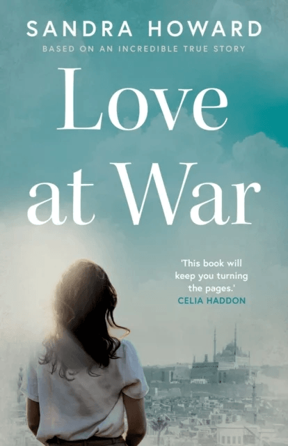 Love at War av Sandra Howard