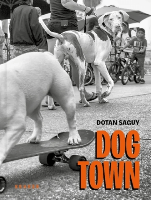 Dog Town av Dotan Saguy