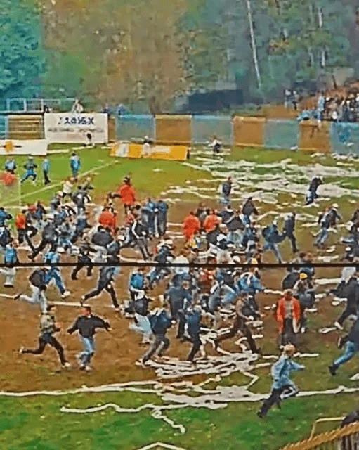 Slash &amp; Burn av Marcin Dudek