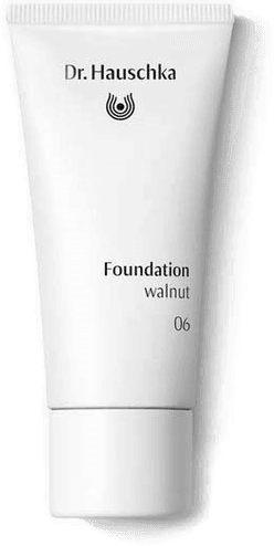 Dr Hauschka Foundation 06 Walnut
