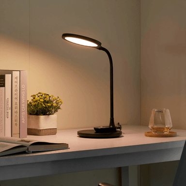 Lindby Valtaria LED-bordlampe, svart