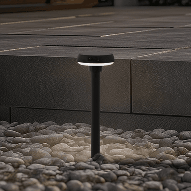 Lindby Brinca Solar-LED-lampe med jordspyd