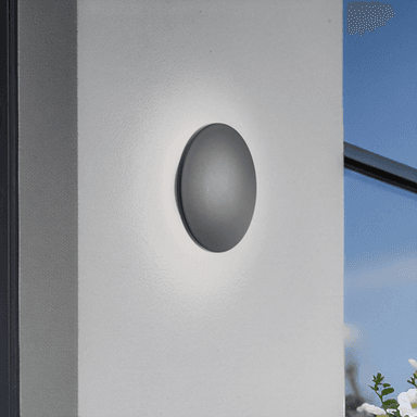 Euluna LED-vegglampe Aria M, svart, Ø 18 cm