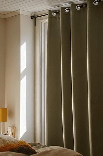 Jotex KYLIE blendingsgardin med maljer