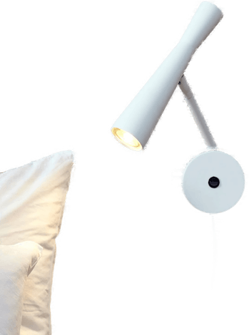 It S About Romi Bordeaux vegglampe