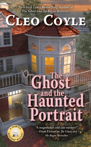 The Ghost And The Haunted Portrait av Cleo Coyle