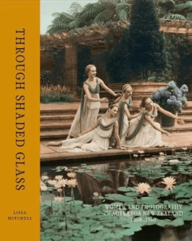 Through Shaded Glass av Lissa Mitchell