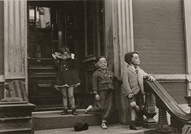 Helen Levitt: New York, 1939 av Shamoon Zamir