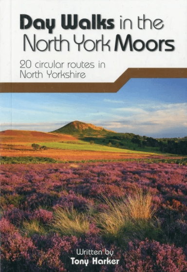 Day Walks in the North York Moors av Tony Harker