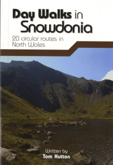 Day Walks in Snowdonia av Tom Hutton