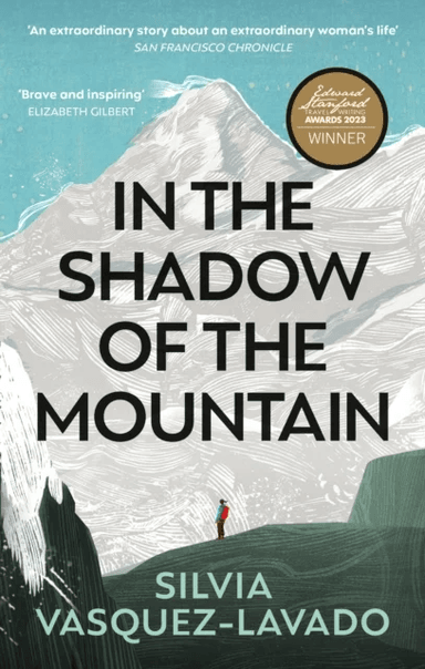 In The Shadow of the Mountain av Silvia Vasquez-Lavado