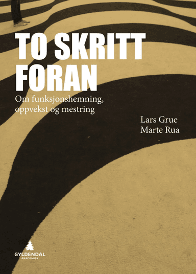 To skritt foran av Lars Grue, Marte Rua