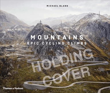 Mountains av Michael Blann