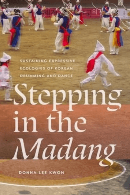 Stepping in the Madang av Donna L Kwon