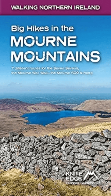Big Hikes in the Mourne Mountains av Andrew McCluggage